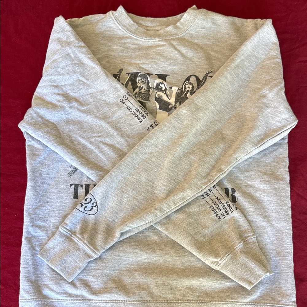 Gray Graphic Sweatshirt